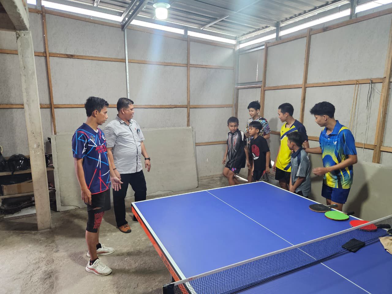 Coaching Clinic Tenis Meja (Foto: Dosen PJKR FKPI UNTAD)